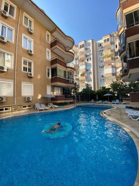 Apartament 5 Mins From The